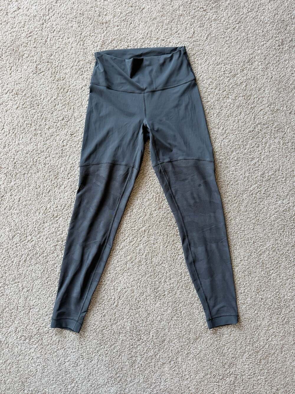Lululemon Sheer Will High-Rise Tight 28" Camo Leggings in Graphite Grey